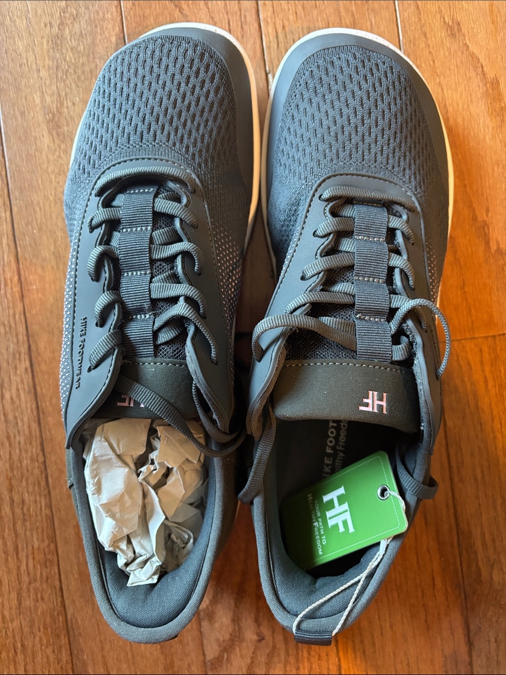 NWT HIKE HF Stride Men's Dark Grey Sneakers - Picture 2 of 6